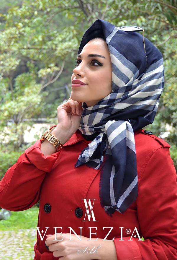 AKER - Dokuma Pamuk Desenli Lacivert ve Beyaz Eşarp Aker 176229-345